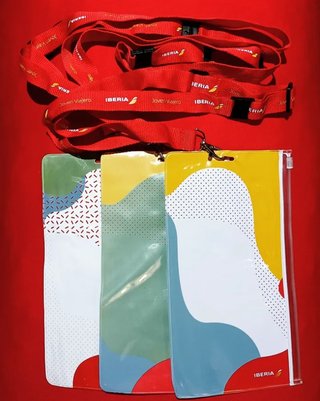 Lanyards y Tarjeteros Iberia Joven Viajero