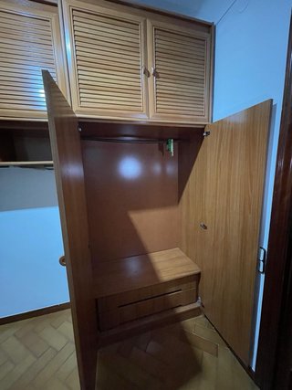 Mueble de madera para habitación