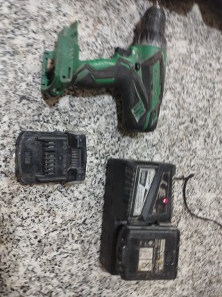Taladro Hitachi para repasar