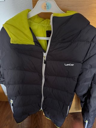 Cazadora Decathlon Gris Talla M con Capucha