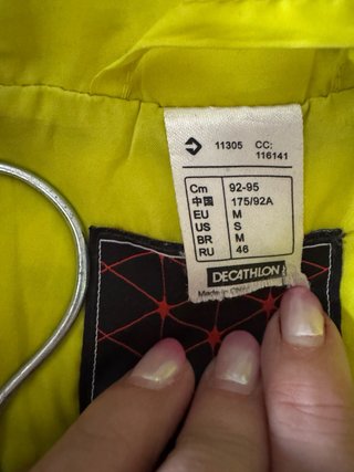 Cazadora Decathlon Gris Talla M con Capucha