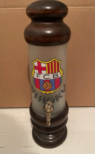 Dispensatore di whisky F.C.B. in legno