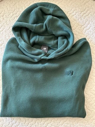Sudadera New Balance verde. Talla L