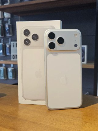 IPHONE 17 PRO MAX 256GB PLATA BATERIA 100%