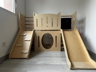 Parque infantil interior madera