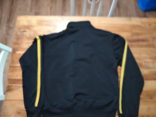 Chaqueta Carhartt Negra y Dorada
