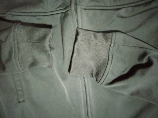 Chaqueta Carhartt Negra y Dorada
