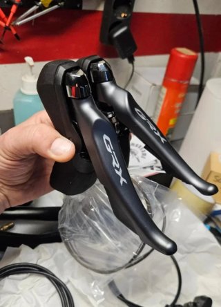 Manetas y Frenos GRX 810 Nuevos