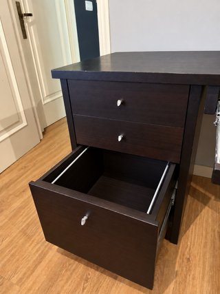 Escritorio Wengué con Cajonera