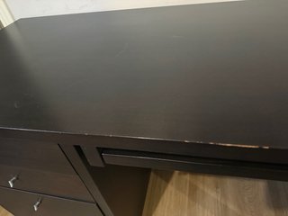 Escritorio Wengué con Cajonera