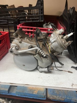 Motor AM6