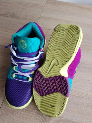 Zapatillas Nike LeBron Witness 8 Talla 42.5