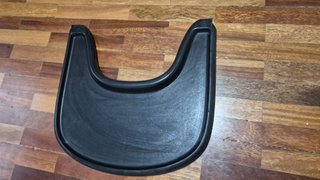 Bandeja trona Stokke negra