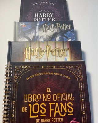 Pack 4 libros Harry Potter en inglés y español.