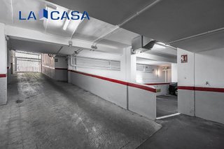 Garaje en venta en Acacias en Madrid