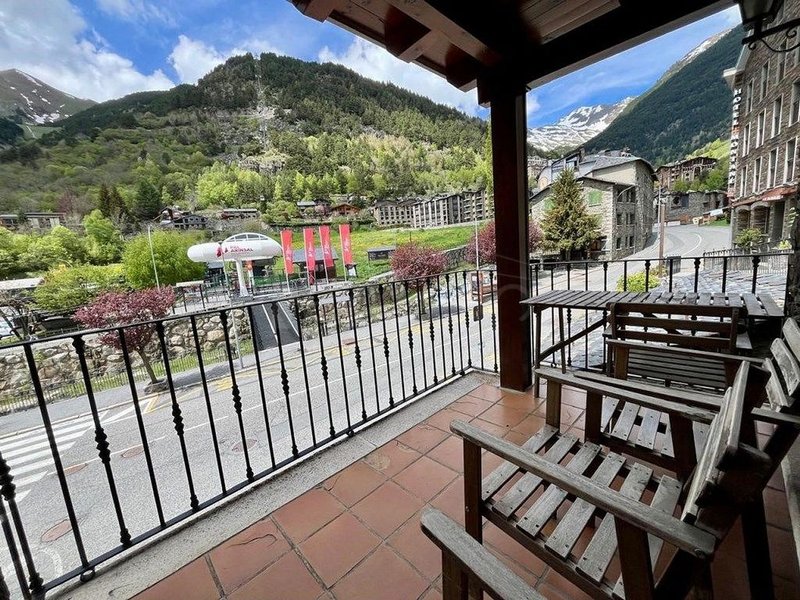 4-bedroom penthouse for rent in Arinsal, La Massana · 53 of 60