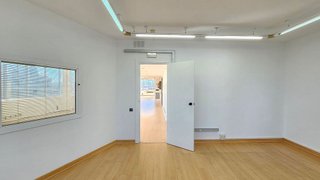 Oficina en alquiler en Les Corts en Barcelona