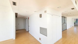 Oficina en alquiler en Les Corts en Barcelona