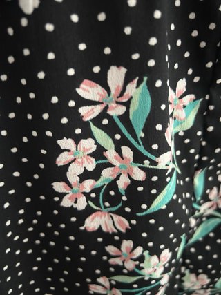 Vestido negro estampado flores Primark