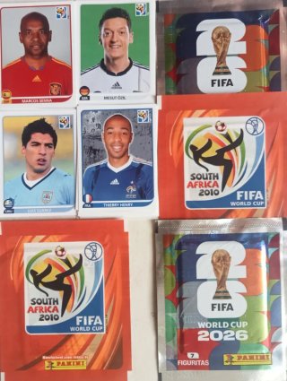 80 cromos Mundial 2010 y 4 sobres sin abrir