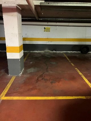 Garaje en venta en Avenida de las Ciencias en Sevilla
