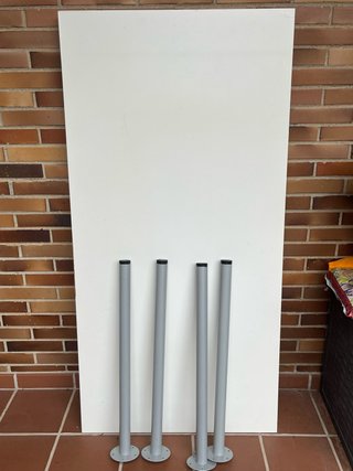 Escritorio IKEA Blanco Patas Metálicas