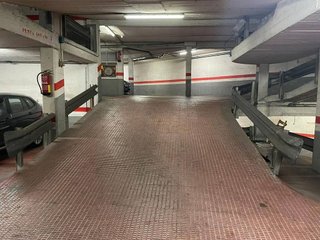 Garaje en alquiler en Vilapicina i la Torre Llobeta en Barcelona