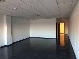 Oficina en alquiler en Instituts - Universitat en Lleida