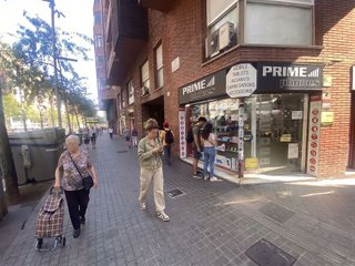 Local comercial en alquiler en El Putxet i el Farró en Barcelona