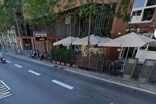 Local comercial en alquiler en El Putxet i el Farró en Barcelona