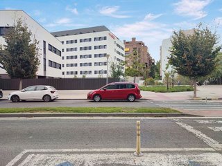 Local comercial en alquiler en Milagrosa en Pamplona