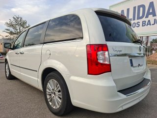 Lancia Voyager 2012