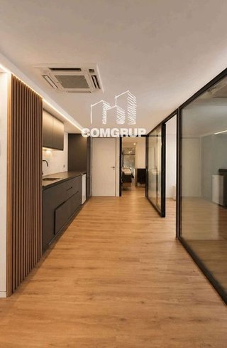 Local comercial en alquiler en Sant Antoni en Barcelona