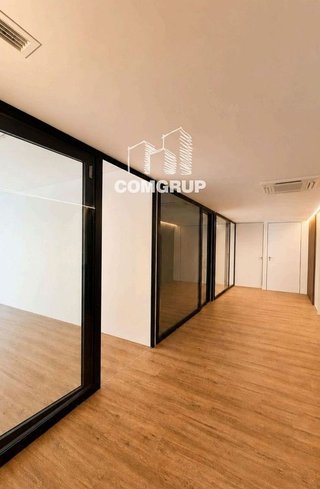 Local comercial en alquiler en Sant Antoni en Barcelona