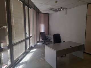 Local comercial en alquiler en Centre en Hospitalet de Llobregat, L´