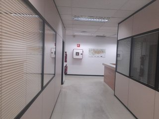 Local comercial en alquiler en Centre en Hospitalet de Llobregat, L´