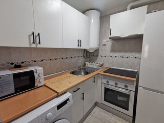 Piso en alquiler en Polígonos - Recinto Ferial Cortijo de Torres en Málaga