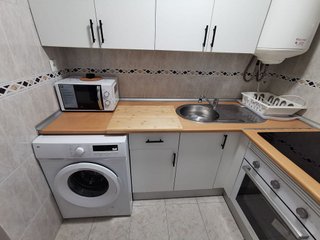 Piso en alquiler en Polígonos - Recinto Ferial Cortijo de Torres en Málaga