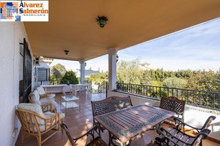 Chalet en venta en Otura