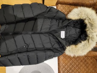 Chaqueta de plumas Calvin Klein negra