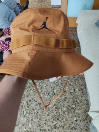 Gorro Jordan Marrón