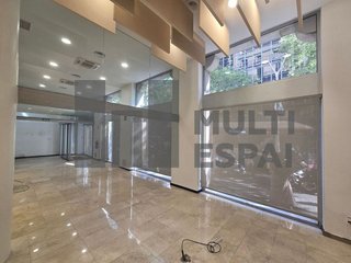 Local comercial en alquiler en La Dreta de l'Eixample en Barcelona