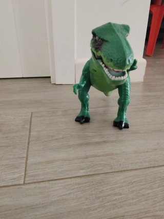 Dinosaurios de Juguete Verde
