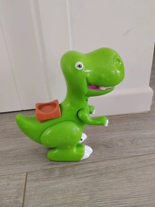 Dinosaurios de Juguete Verde