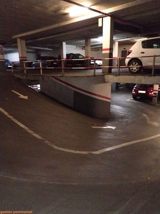 Garaje en venta en El Baix Guinardó en Barcelona