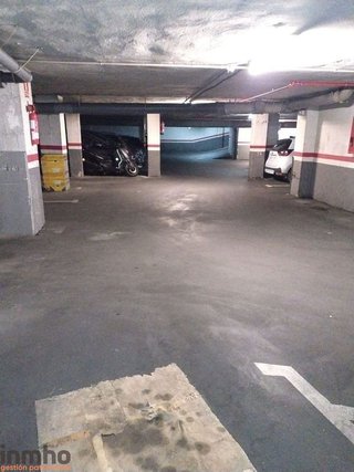 Garaje en venta en El Baix Guinardó en Barcelona