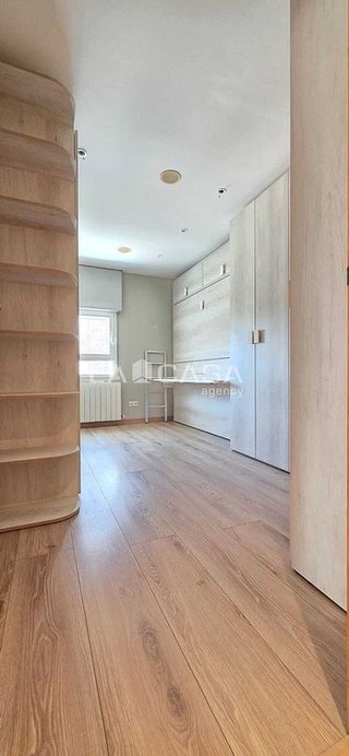 Piso en alquiler en Pº Zorrilla - Cuatro de Marzo en Valladolid