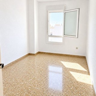 Piso en alquiler en El Candado - El Palo en Málaga
