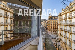 Piso en venta en Centro en San Sebastián-Donostia