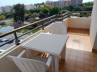 Piso en alquiler en Parque Mediterráneo - Santa Paula en Málaga